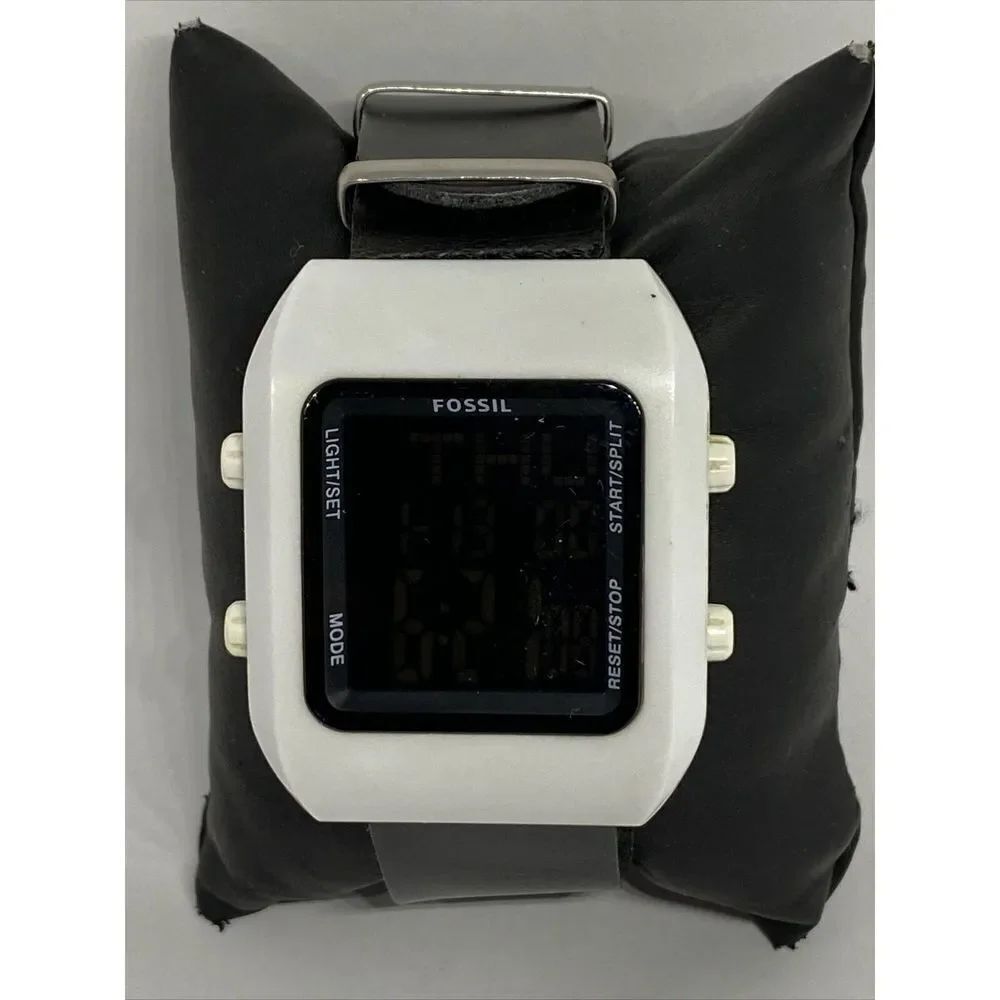 Fossil JR1271 Men's Black Leather Digital Dial Quartz Genuine Wristwatch WO584
